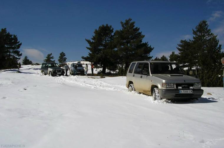 Opel Monterrey en la nive 4x4